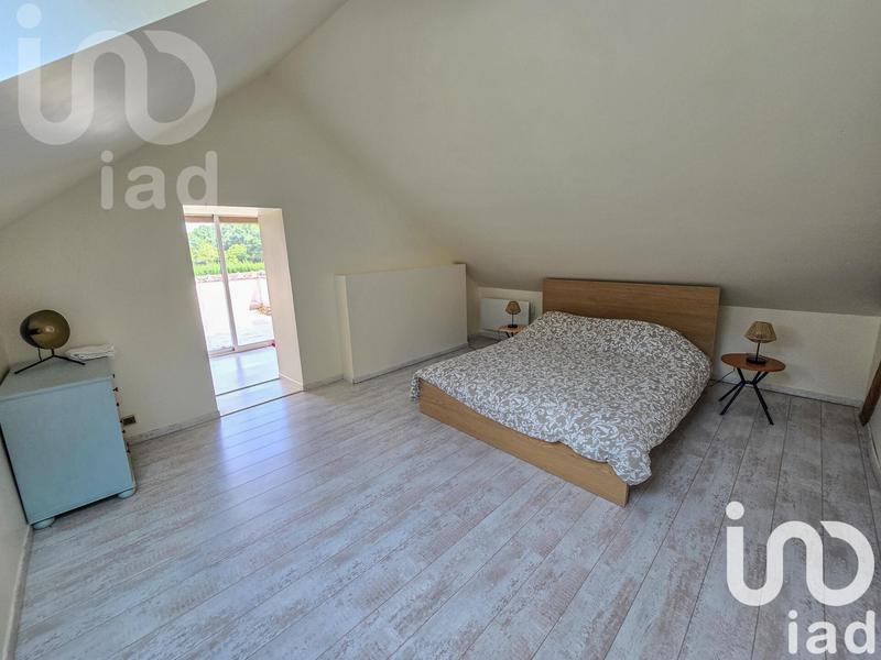 Maison - 240 m² - 7 pièces