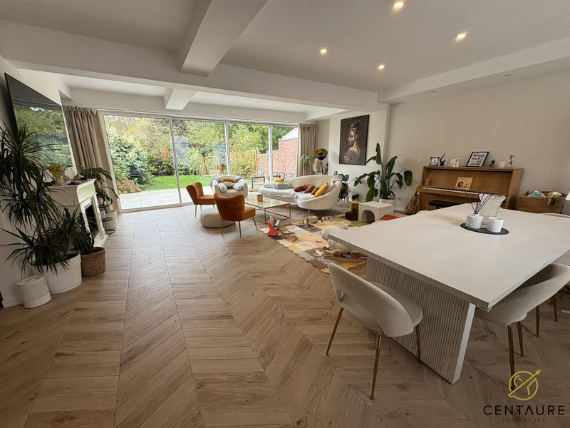 Maison ancienne - 211 m² - 6 pièces