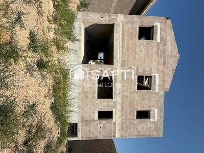 Maison - 103 m² - 5 pièces