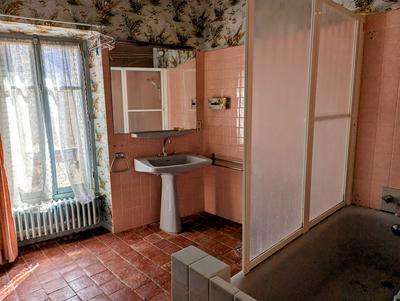 Maison ancienne - 104 m² - 7 pièces