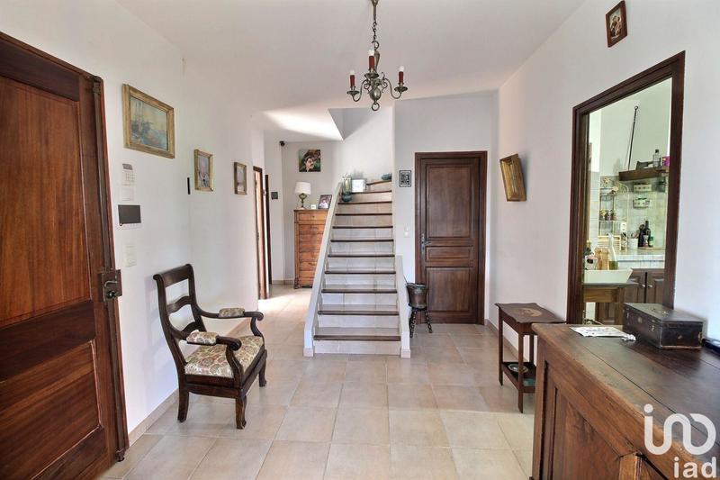 Maison - 275 m² - 5 pièces