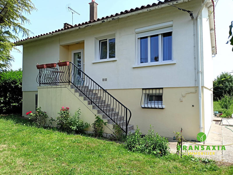 Maison - 90 m² - 5 pièces