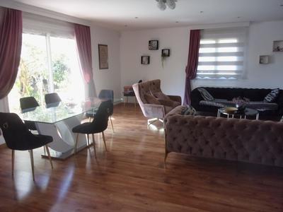 Villa - 149 m² - 5 pièces