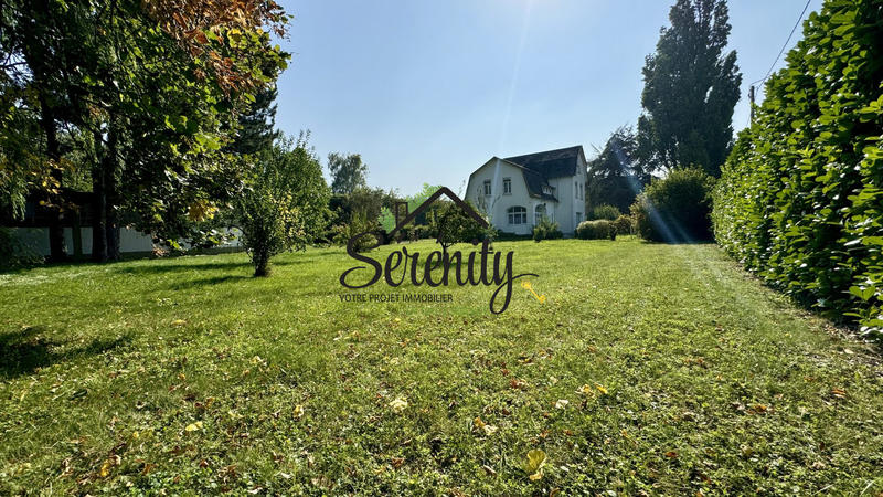 Maison - 225 m² - 7 pièces