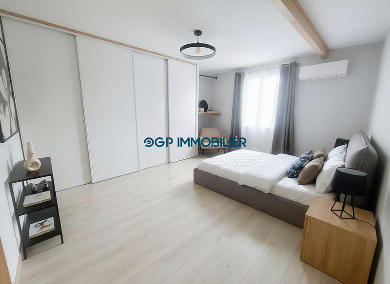 Maison - 161 m² - 7 pièces