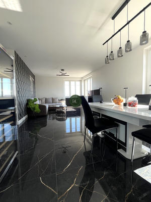 Appartement - 84 m² - 5 pièces