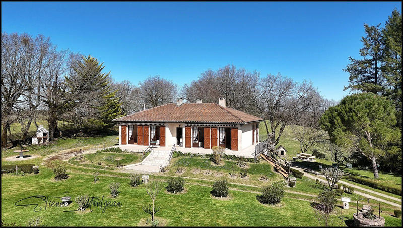 Maison - 123 m² - 6 pièces