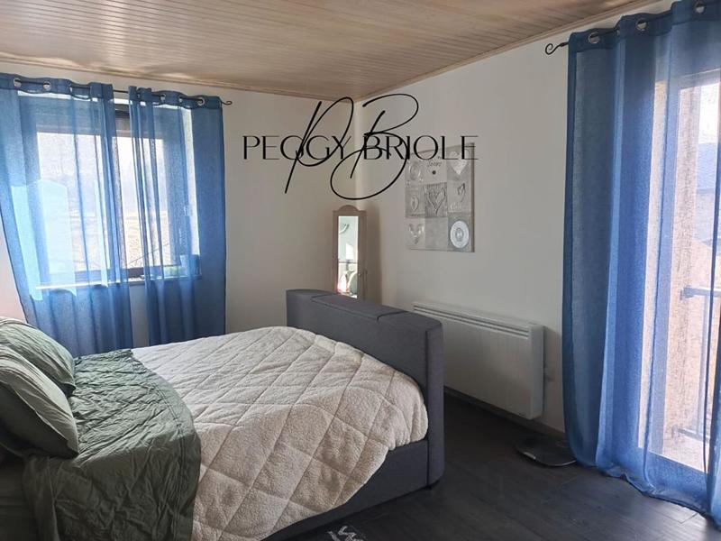 Maison - 200 m² - 9 pièces