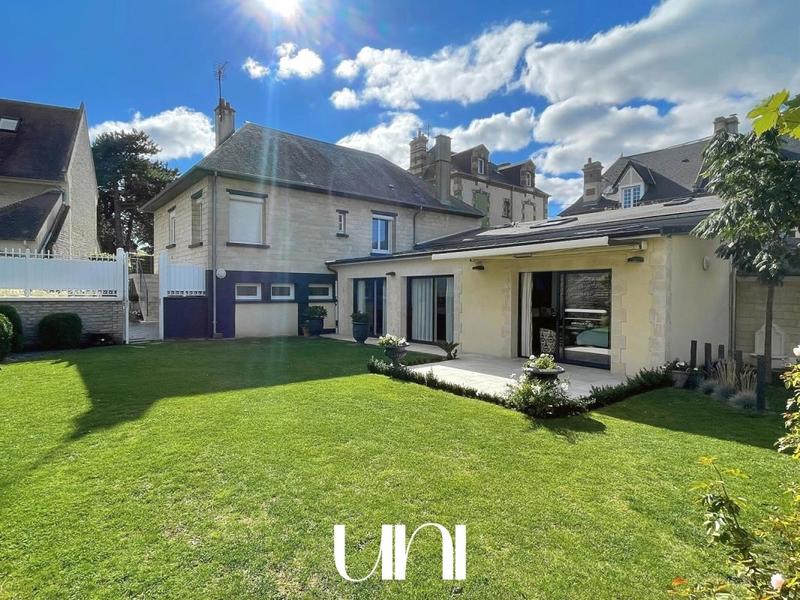 Maison - 185 m² - 6 pièces