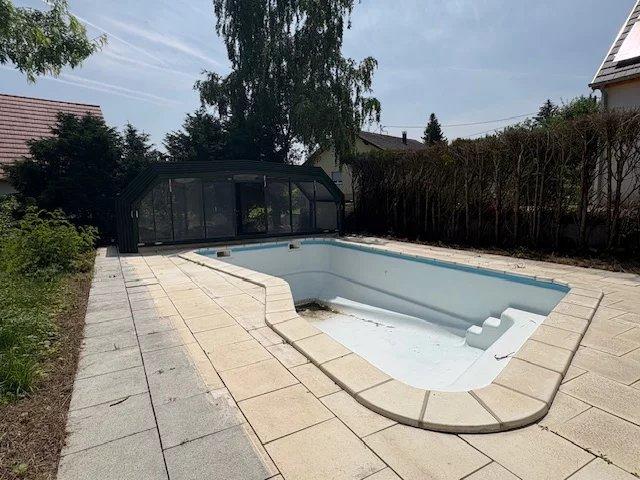 Maison - 310 m² - 6 pièces