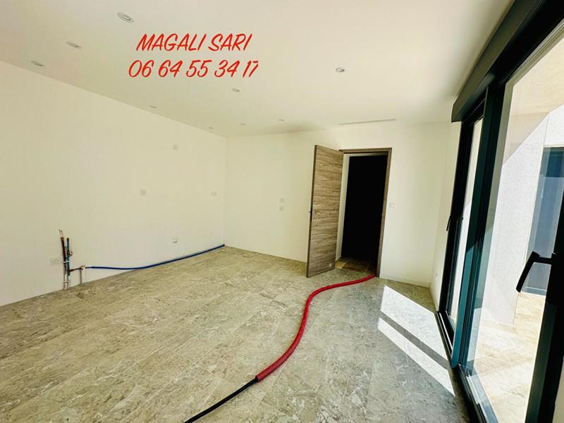 Maison - 173 m² - 7 pièces