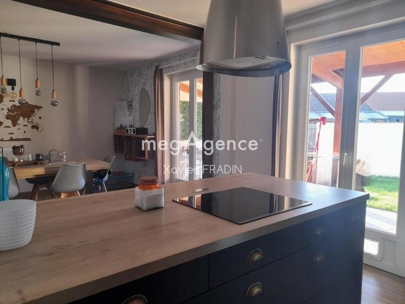 Maison - 97 m² - 4 pièces