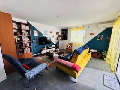 Maison - 138 m² - 5 pièces