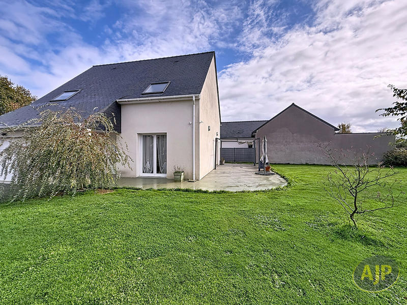 Maison - 110 m² - 6 pièces