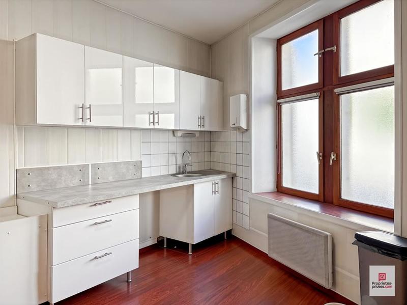 Maison - 244 m² - 10 pièces