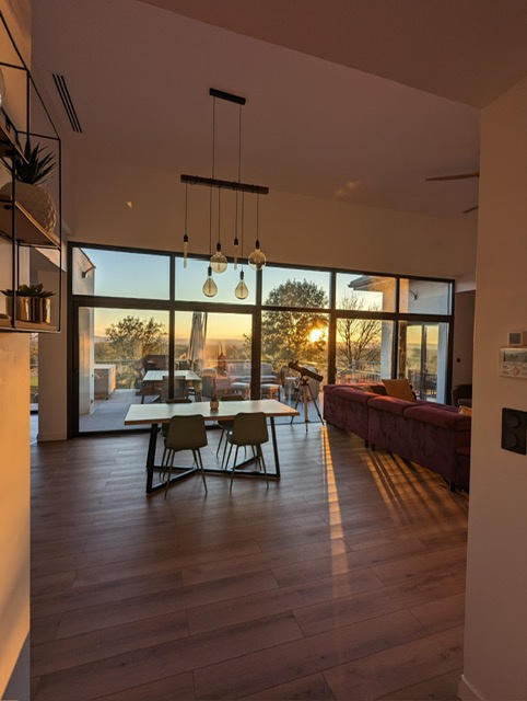 Maison - 258 m² - 6 pièces