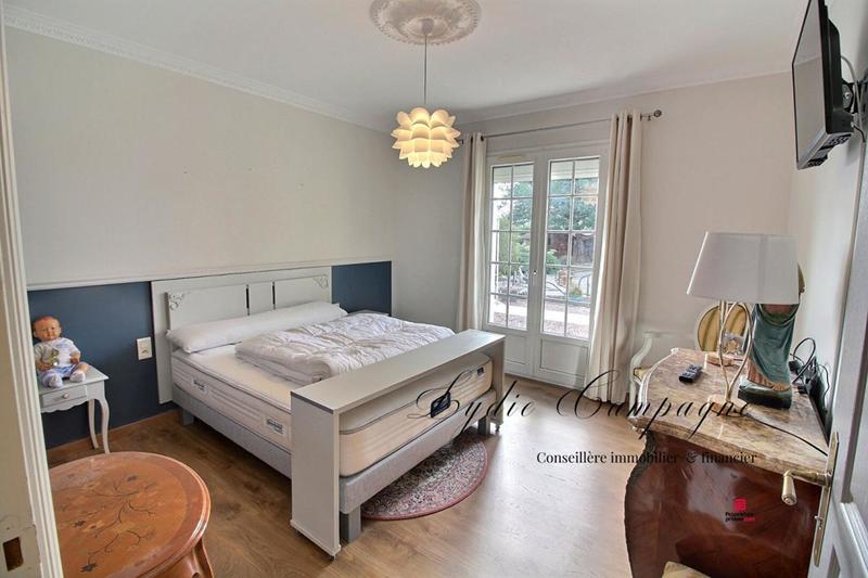 Maison - 177 m² - 7 pièces