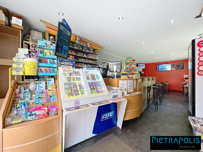 Local commercial - 308 m²