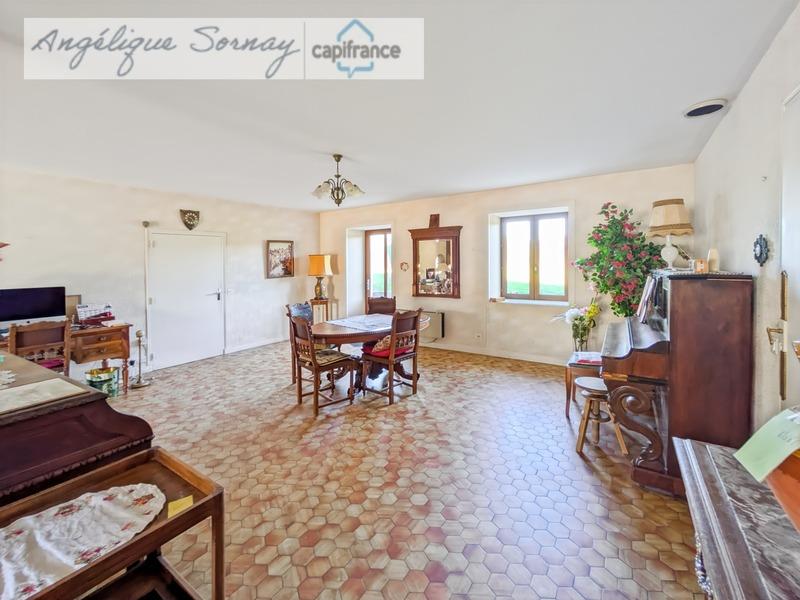 Maison de village - 242 m² - 6 pièces