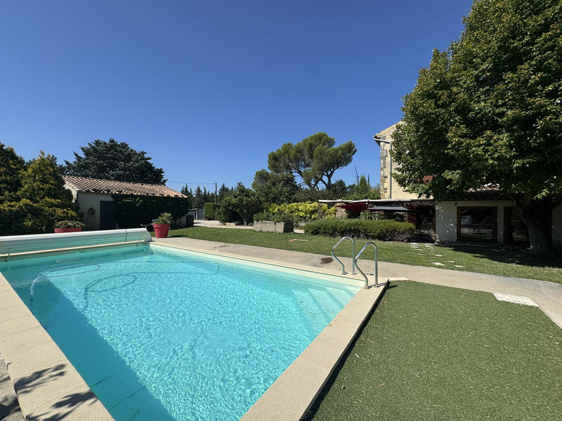 Maison de village - 257 m² - 11 pièces