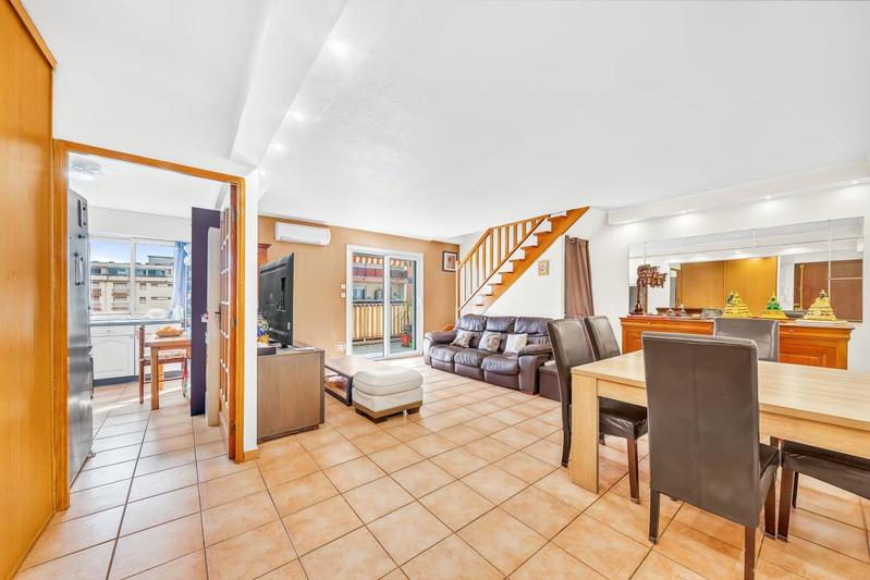 Appartement - 108 m² - 4 pièces