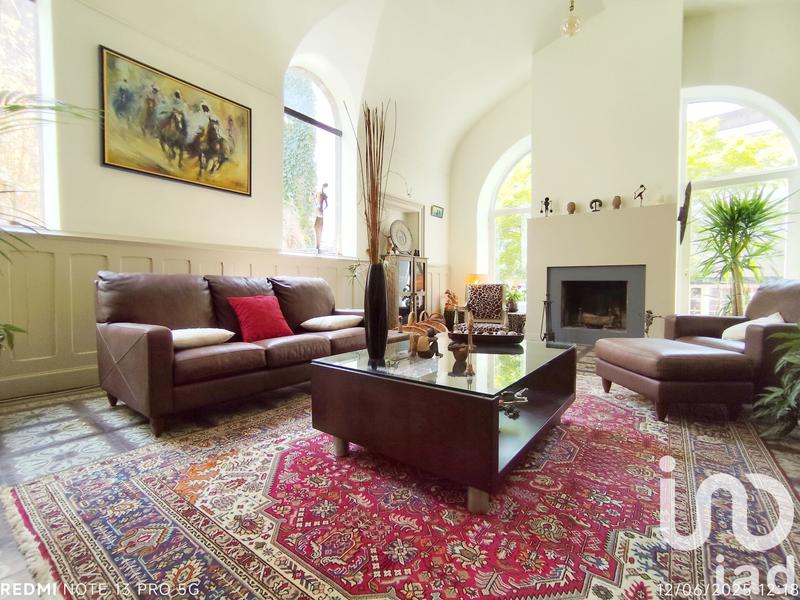 Maison - 282 m² - 9 pièces