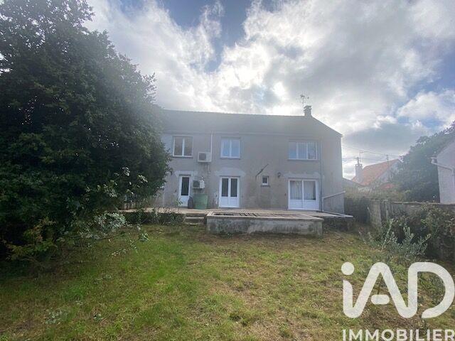 Maison - 225 m² - 6 pièces