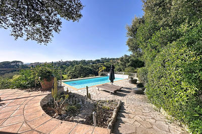 Villa - 144 m² - 5 pièces