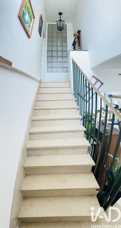 Maison de maîtres - 260 m² - 14 pièces