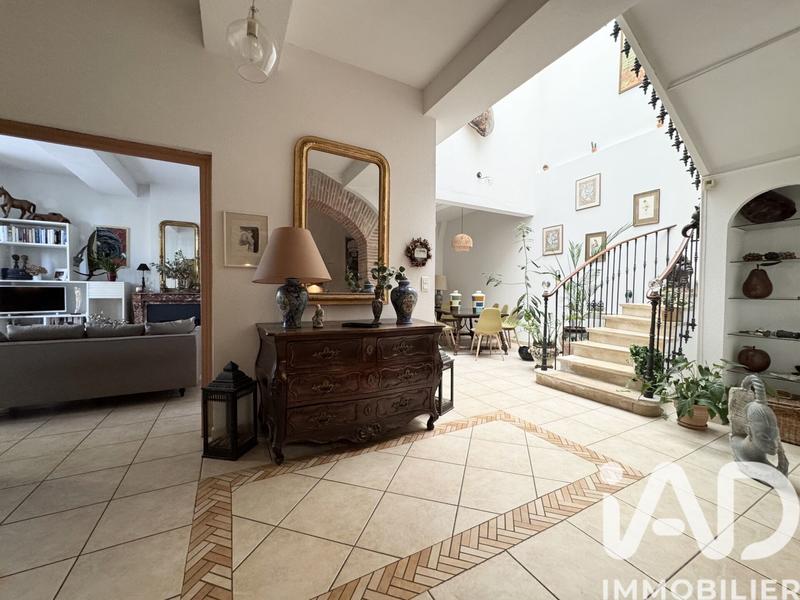 Maison - 328 m² - 6 pièces