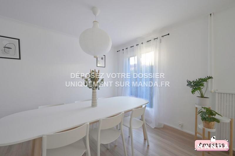 Appartement - 104 m² - 5 pièces