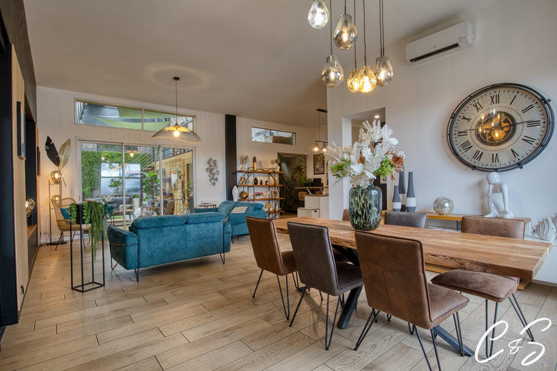 Appartement - 112 m² - 5 pièces