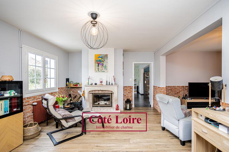 Maison - 300 m² - 11 pièces