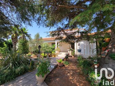 Maison - 227 m² - 8 pièces