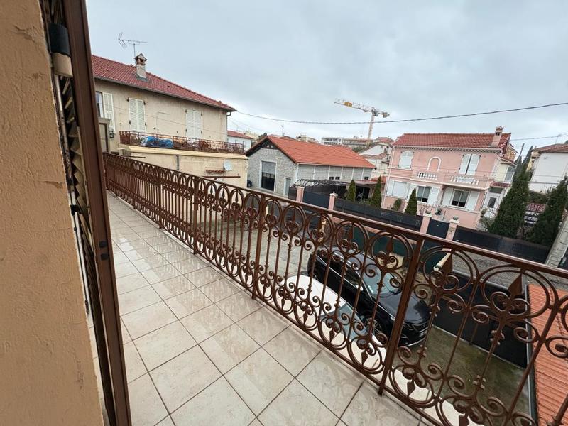 Maison - 81 m² - 3 pièces