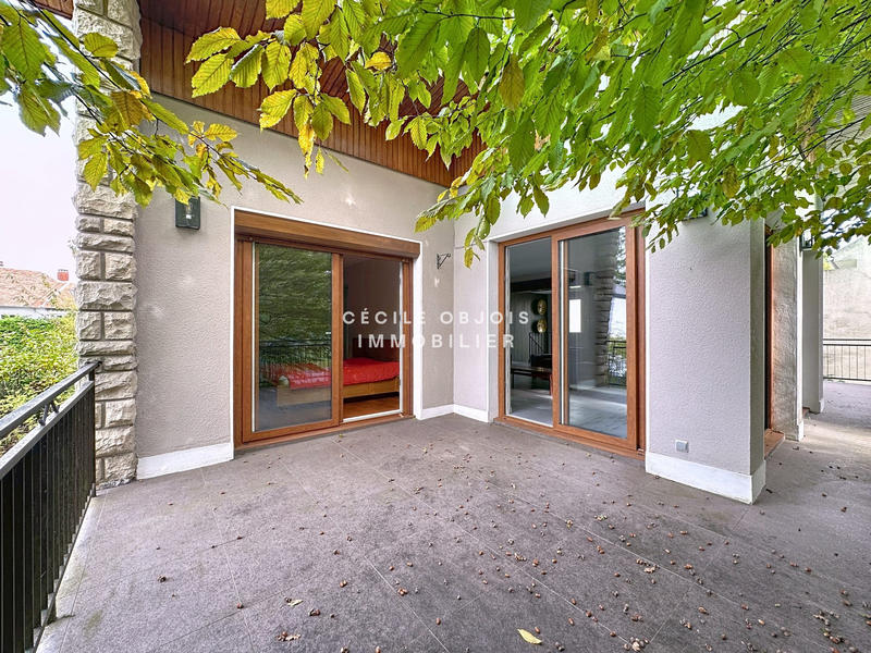 Maison - 122 m² - 6 pièces