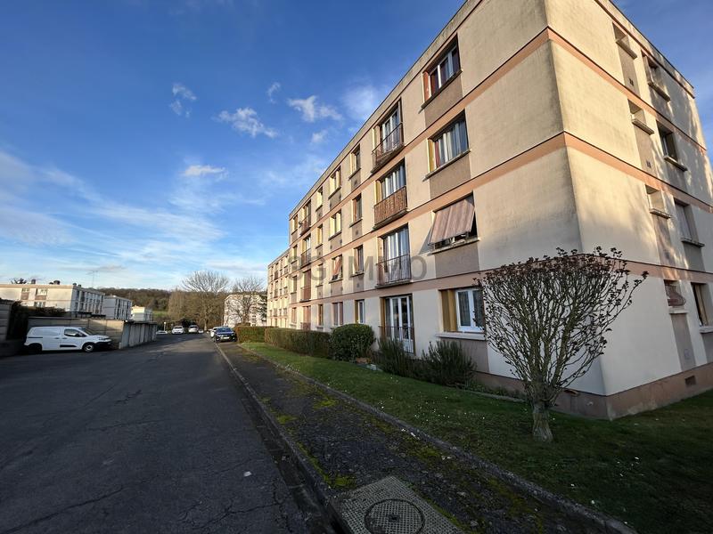 Appartement - 84 m² - 4 pièces