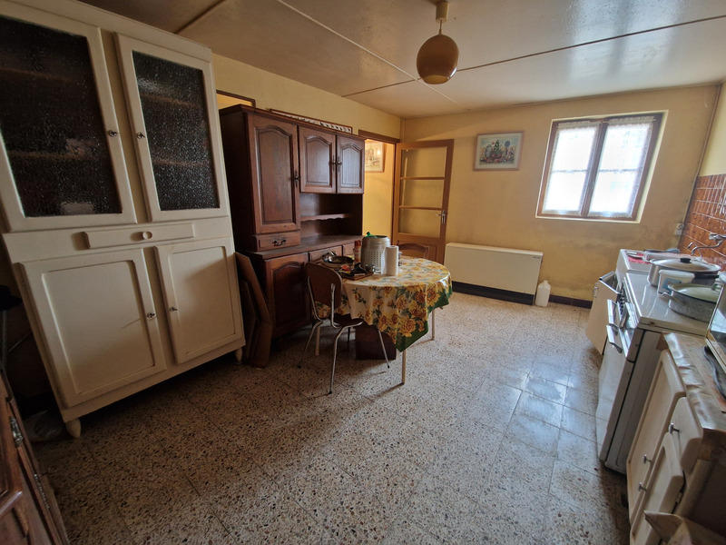 Maison - 96 m² - 3 pièces