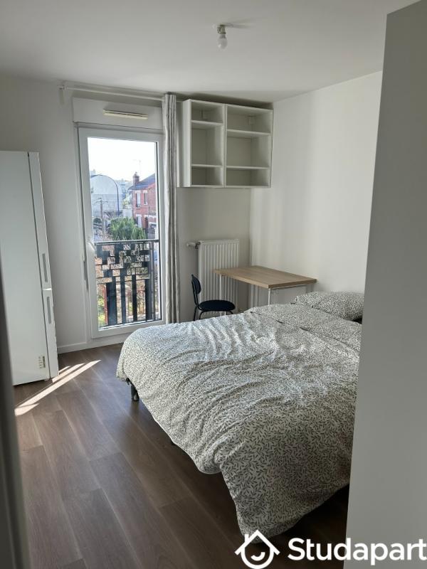 Chambre - 12 m² - 1 pièce