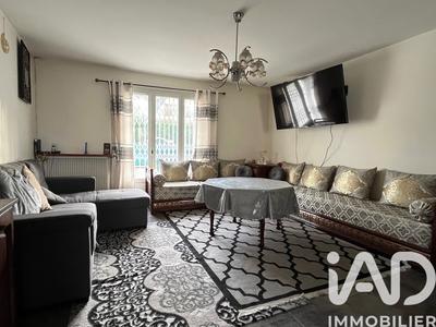 Maison - 96 m² - 6 pièces