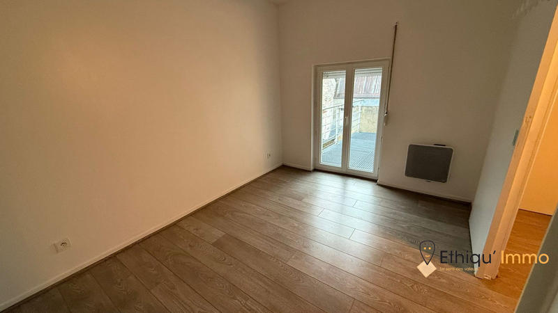 Local commercial - 200 m²