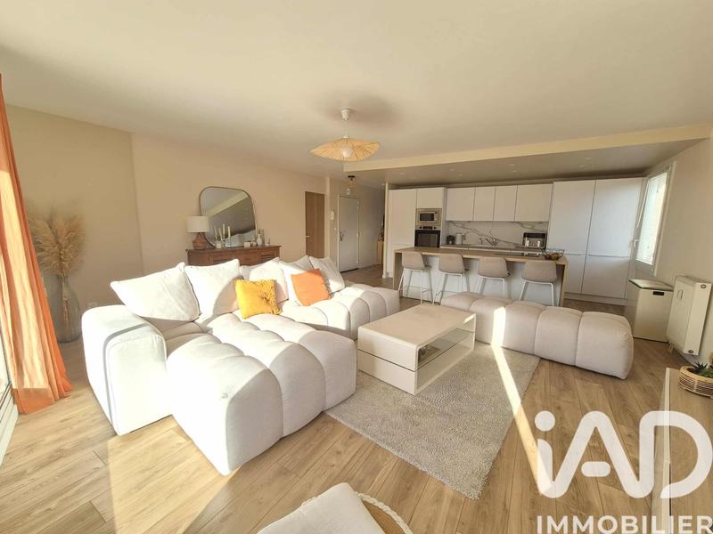 Appartement - 90 m² - 5 pièces