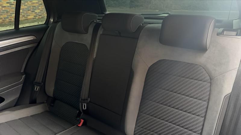 Volkswagen Golf 1.4 Tsi 150 Dsg7 R-Line