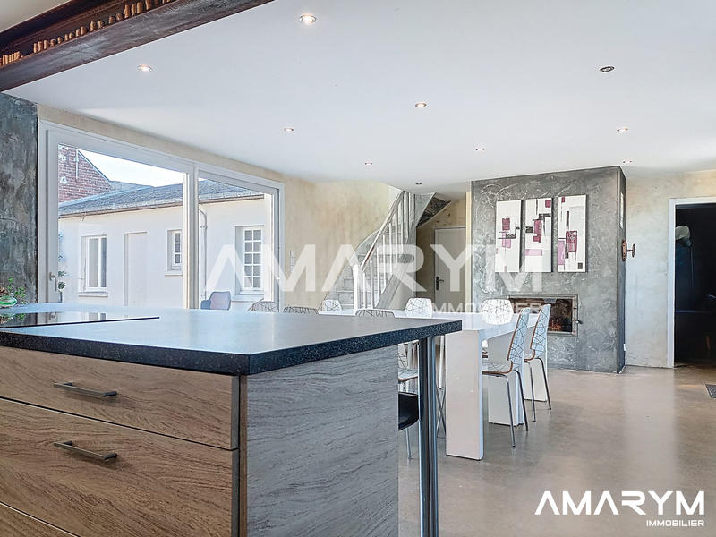 Maison - 130 m² - 6 pièces