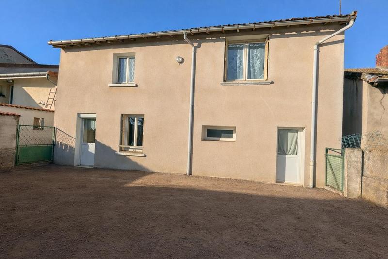 Maison de village - 115 m² - 4 pièces