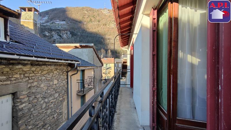 Maison - 92 m² - 5 pièces