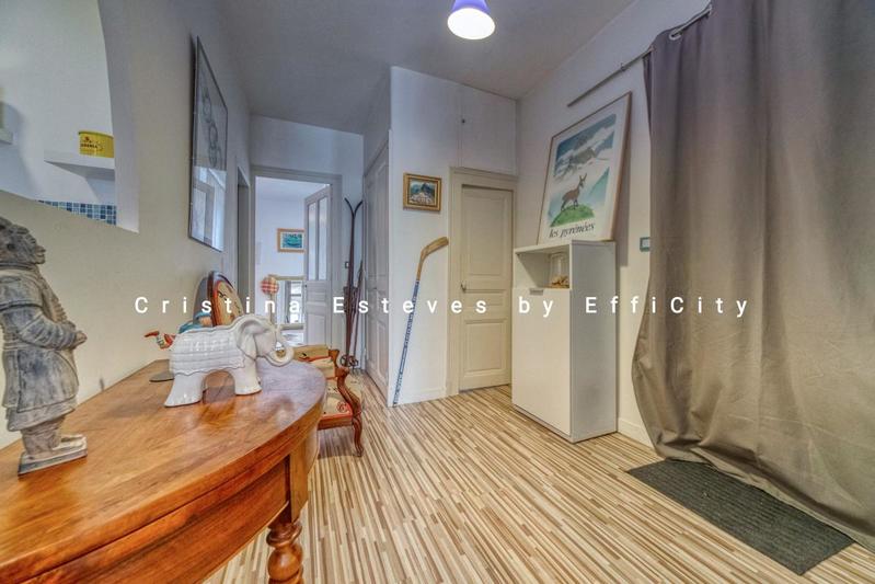 Appartement - 77 m² - 3 pièces