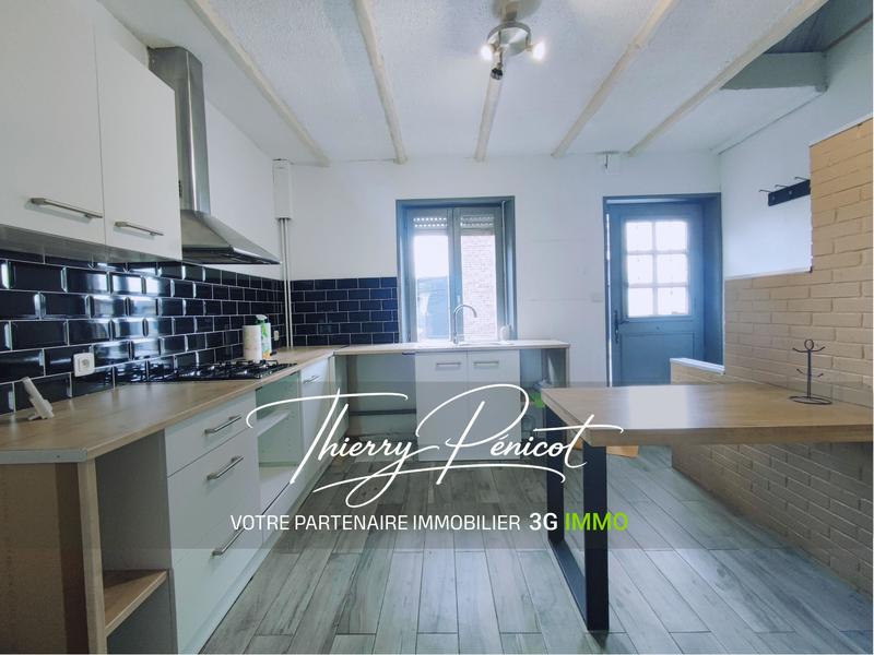 Maison - 80 m² - 4 pièces