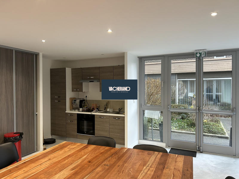 Local commercial - 131 m²