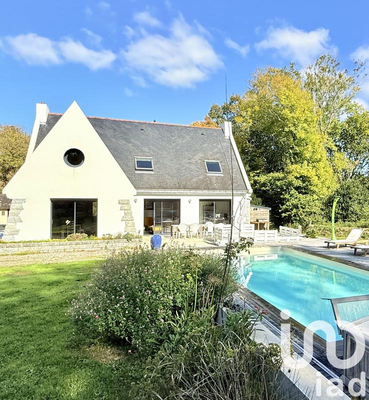 Maison - 159 m² - 7 pièces